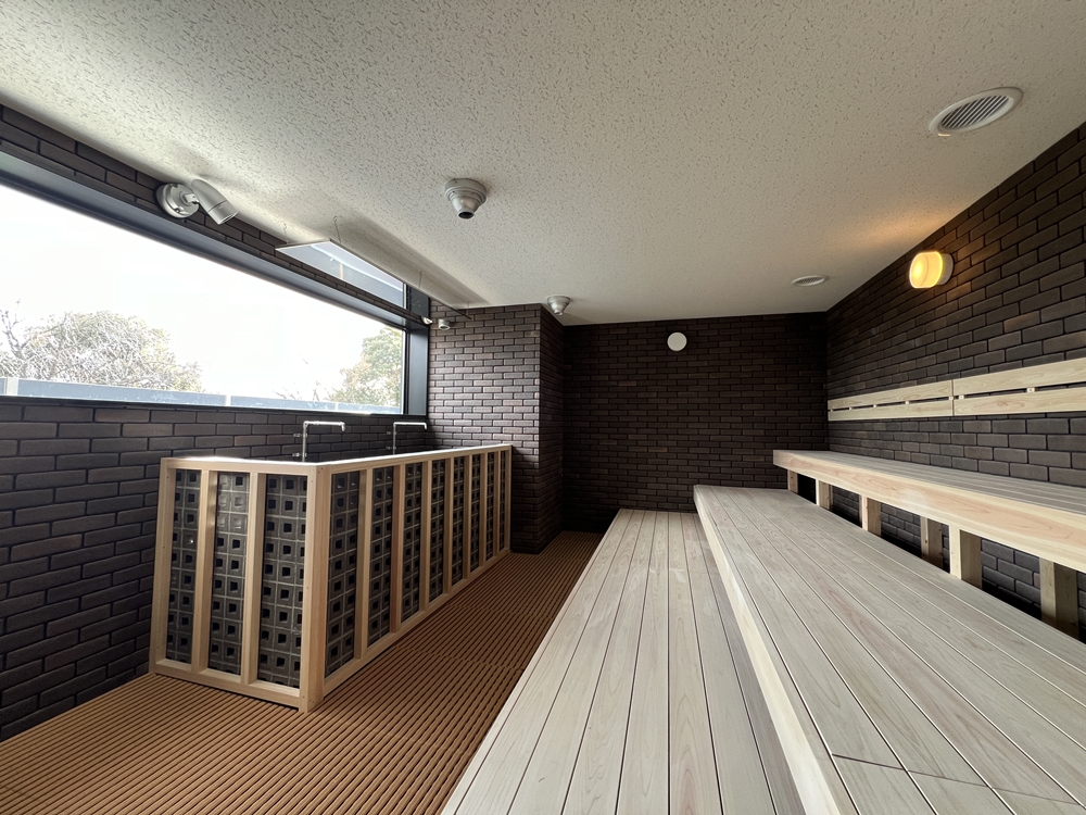 よみうりランド眺望温泉 花景の湯(稲城市)|男湯水風呂7℃