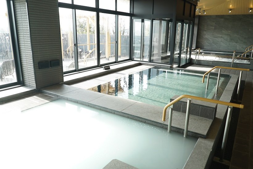 よみうりランド眺望温泉 花景の湯(稲城市)|男湯水風呂7℃