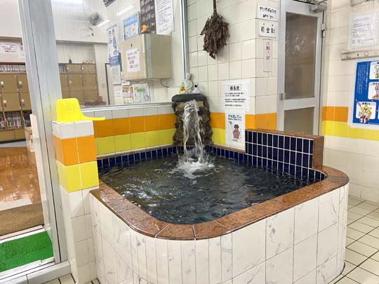 小松湯(川崎市)|男湯水風呂8℃