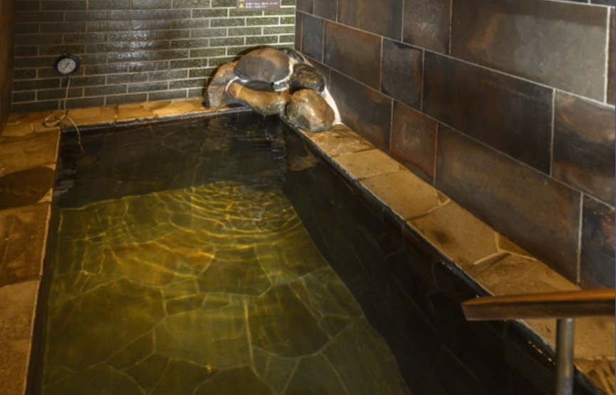 天然温泉 吉備の湯 ドーミーイン岡山(岡山市)|男湯水風呂6℃