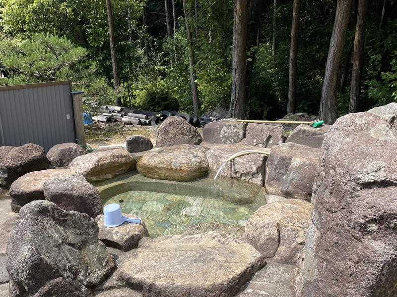 小鳥の森キャンプ場(山口市)|共用水風呂10℃