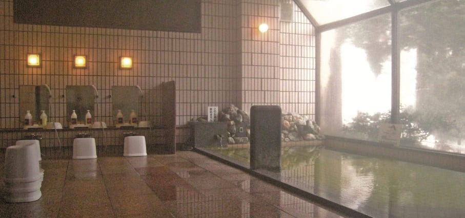 くろば温泉(南砺市)|男湯水風呂10℃