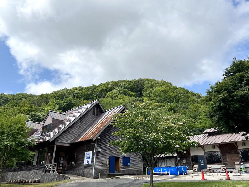 Nature Sauna(大山隠岐国立公園内・一向平キャンプ場)(琴浦町)|共用水風呂8℃