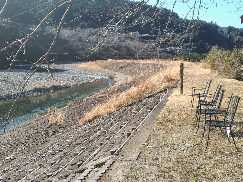 おとなしの郷 渡瀬緑の広場キャンプ場(田辺市)|共用水風呂9.2℃