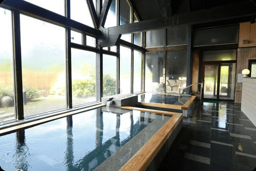 曽爾高原温泉 お亀の湯(曽爾村)|男湯水風呂12℃
