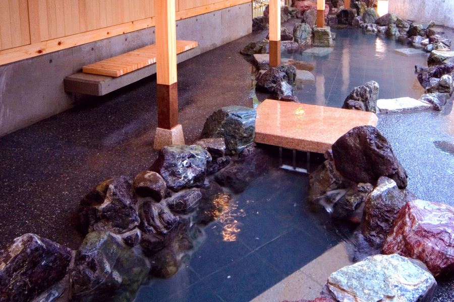 サン浦島 悠季の里(鳥羽市)|男湯水風呂9℃