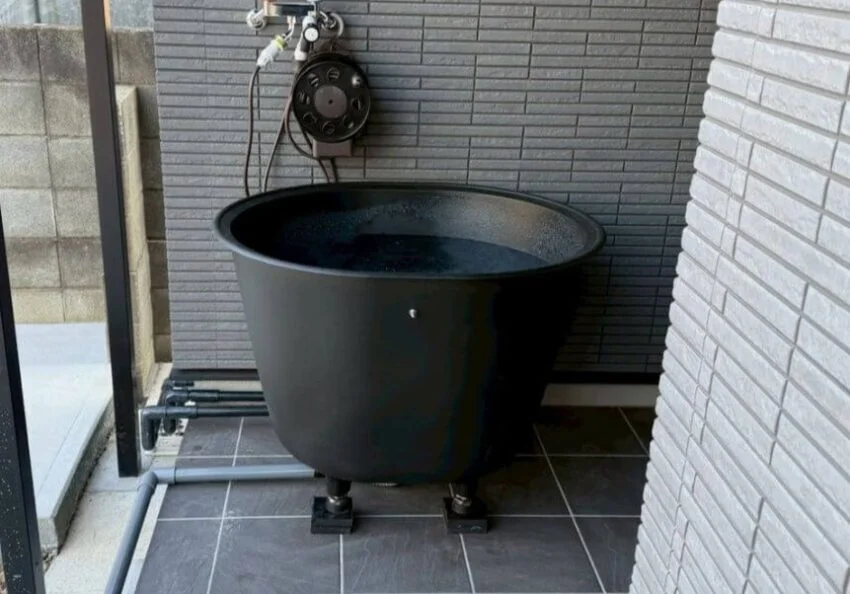 水風呂　五右衛門風呂