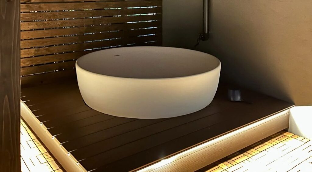 水風呂チラードットコム　導入施工事例