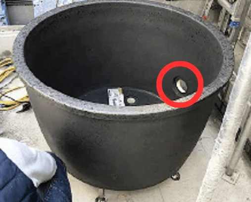 水風呂　穴あけ加工